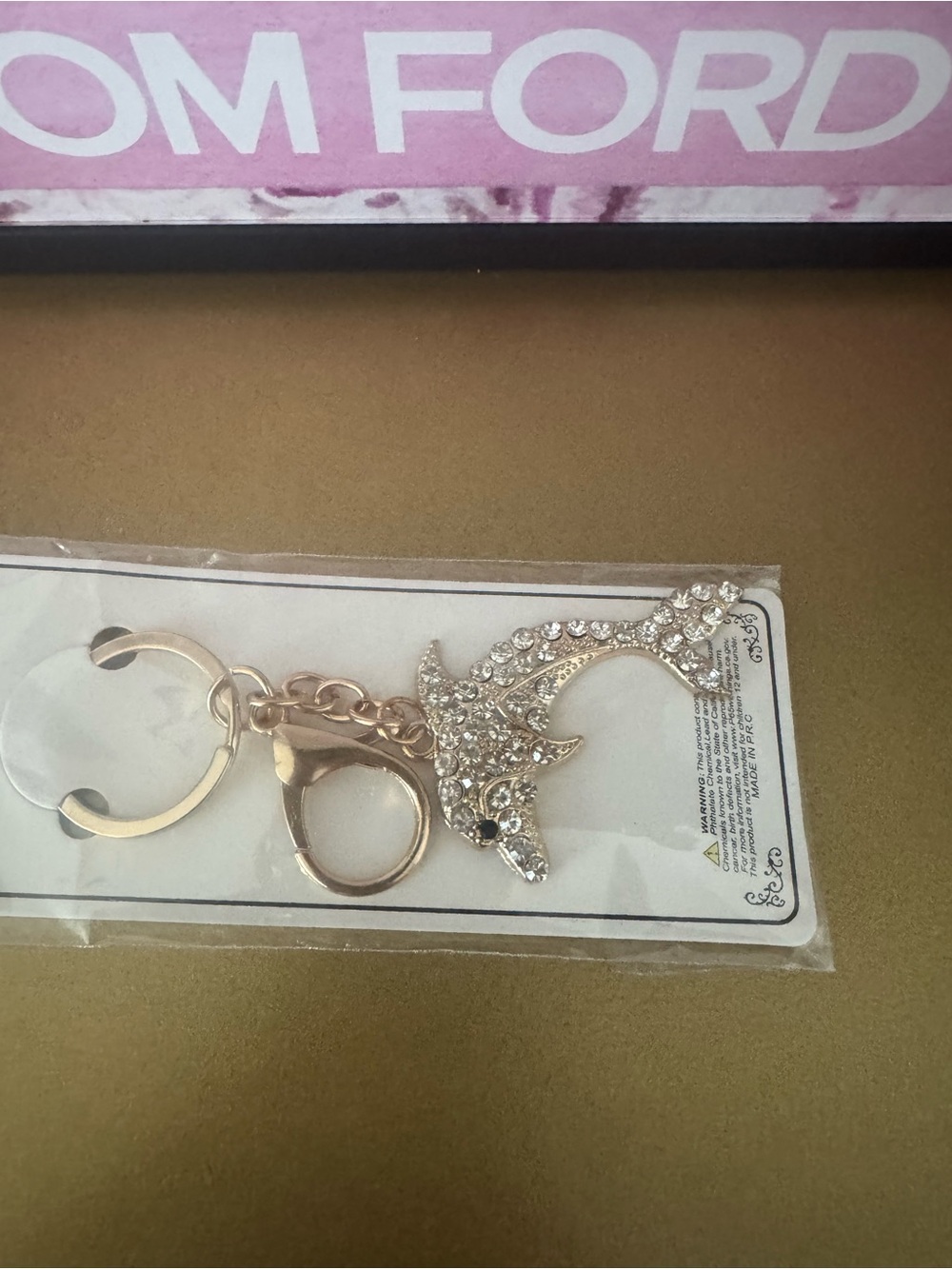 Dolphin Gold Keychain - Picture 2 of 3